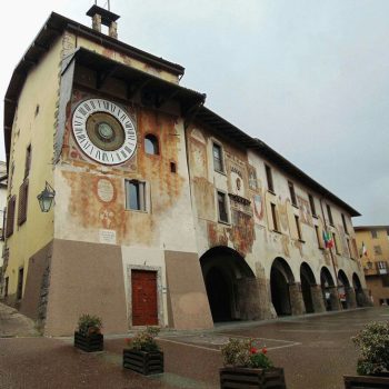 Lombardia clusone orologio planetario
